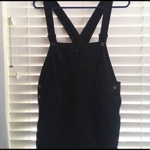 Brandy Melville Black Overalls